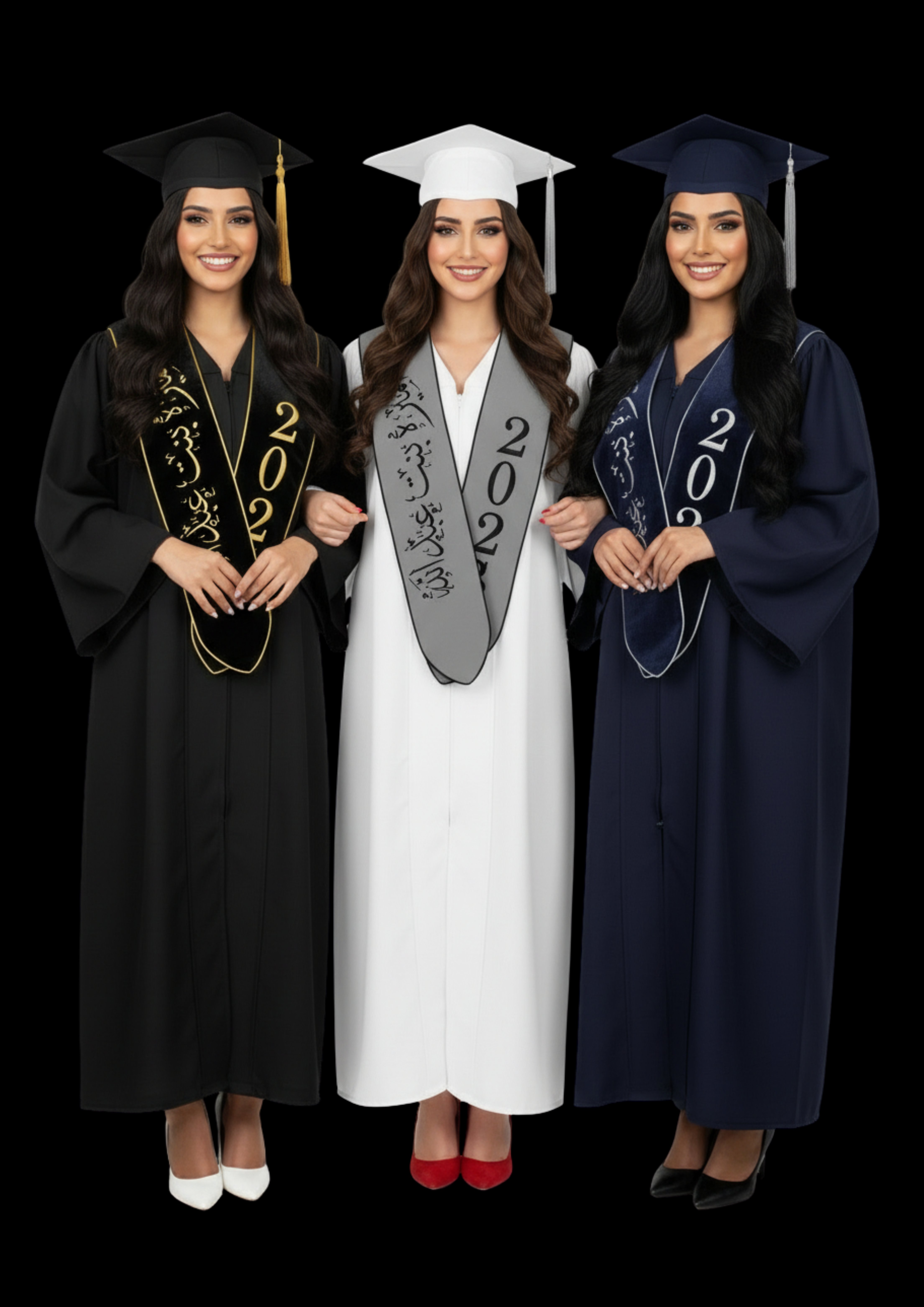 Graduate wearing Décorous Plus robe set